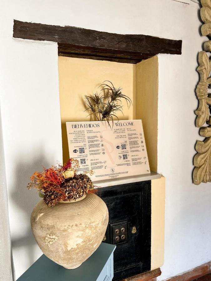 Hostal Servilia Кармона Екстериор снимка