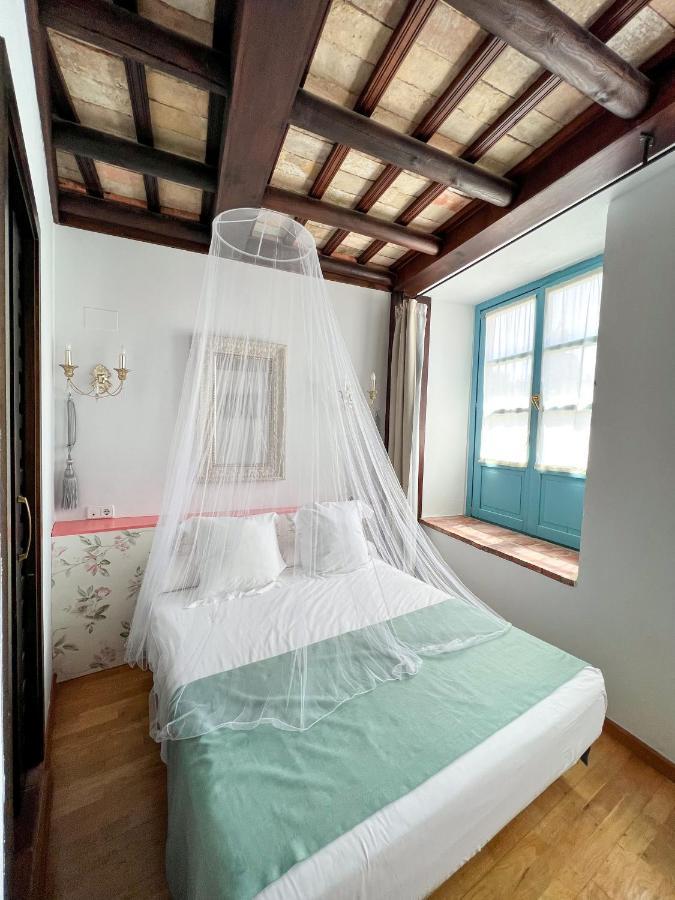 Hostal Servilia Кармона Екстериор снимка
