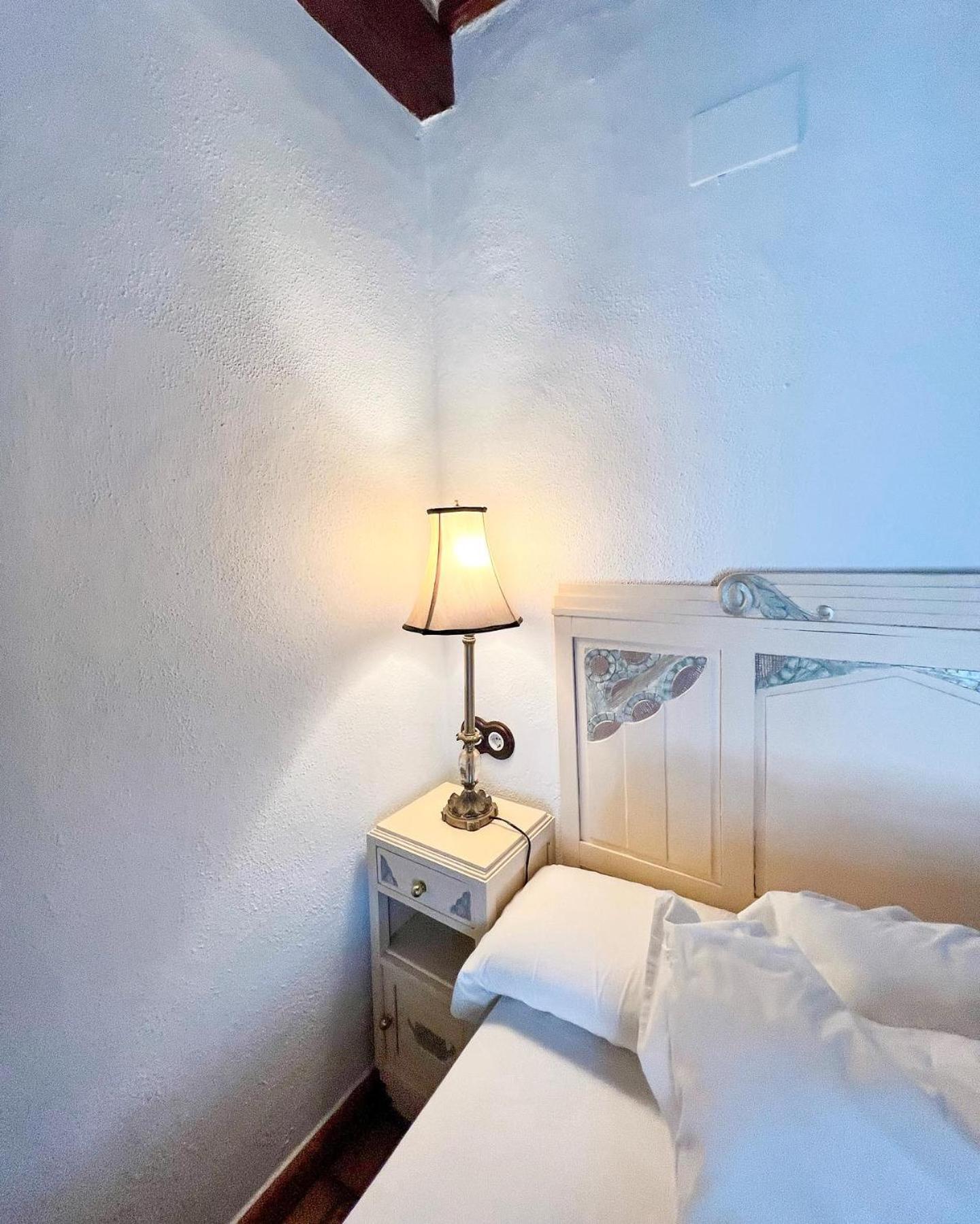 Hostal Servilia Кармона Екстериор снимка