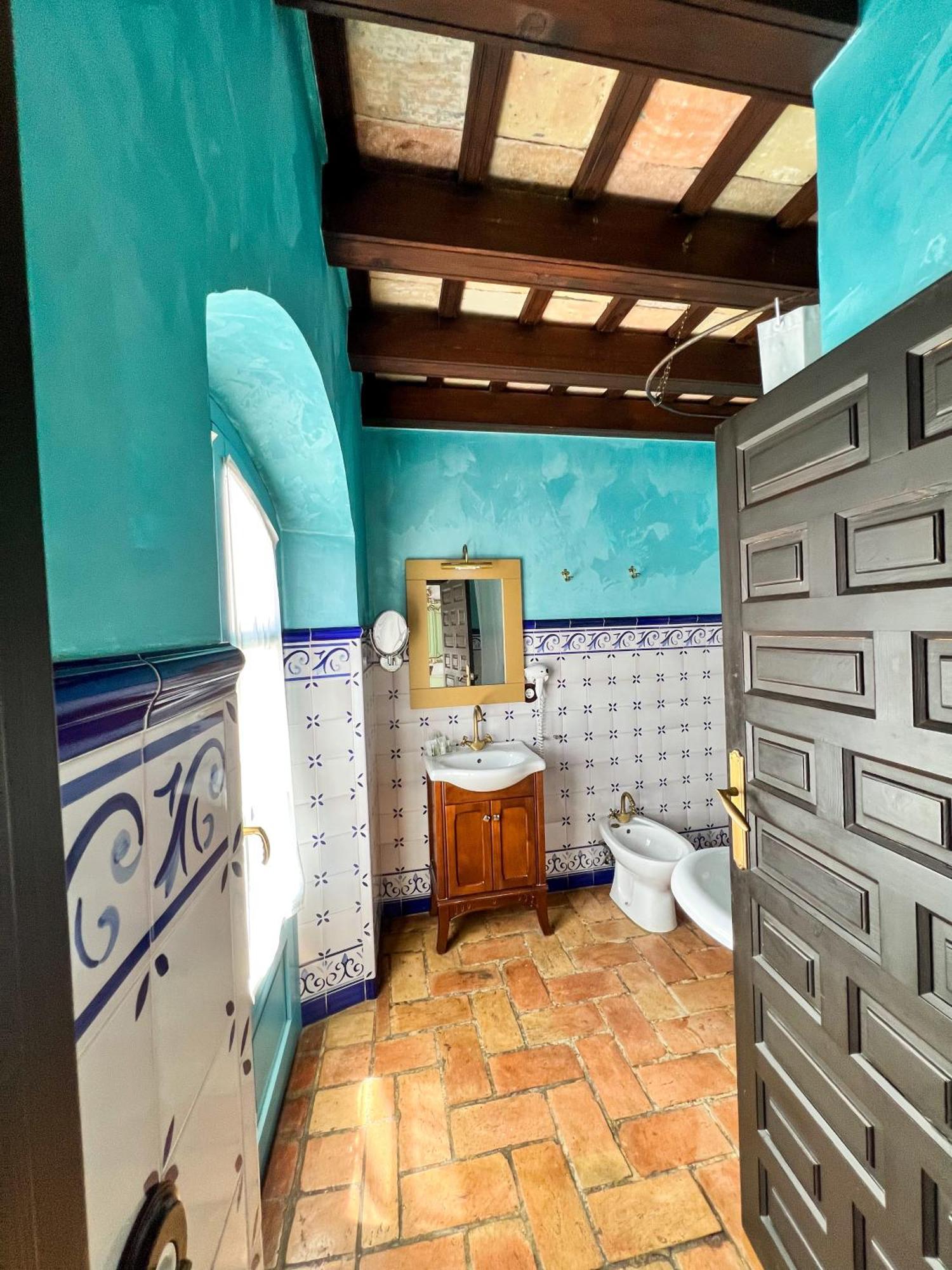 Hostal Servilia Кармона Екстериор снимка