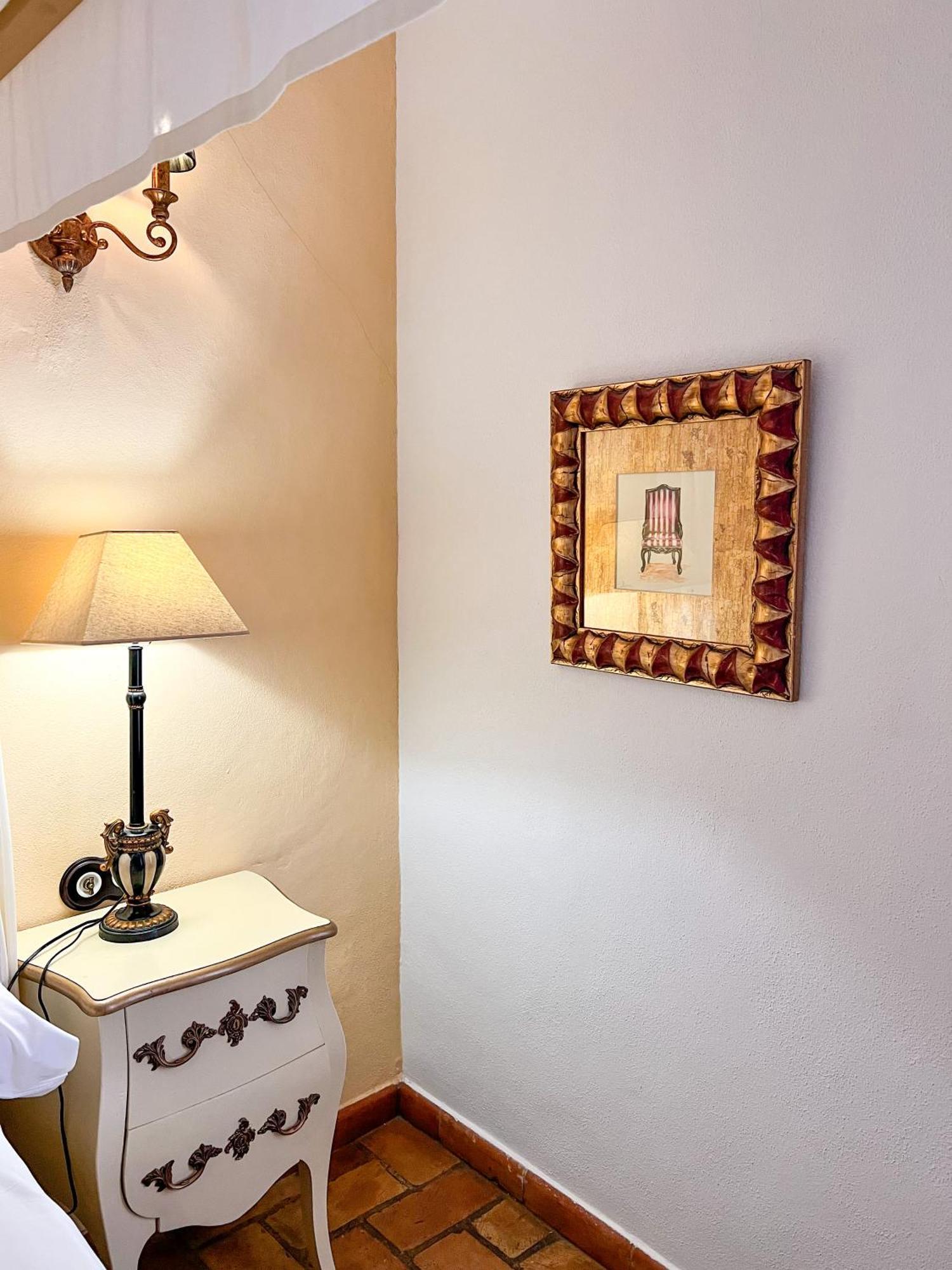 Hostal Servilia Кармона Екстериор снимка